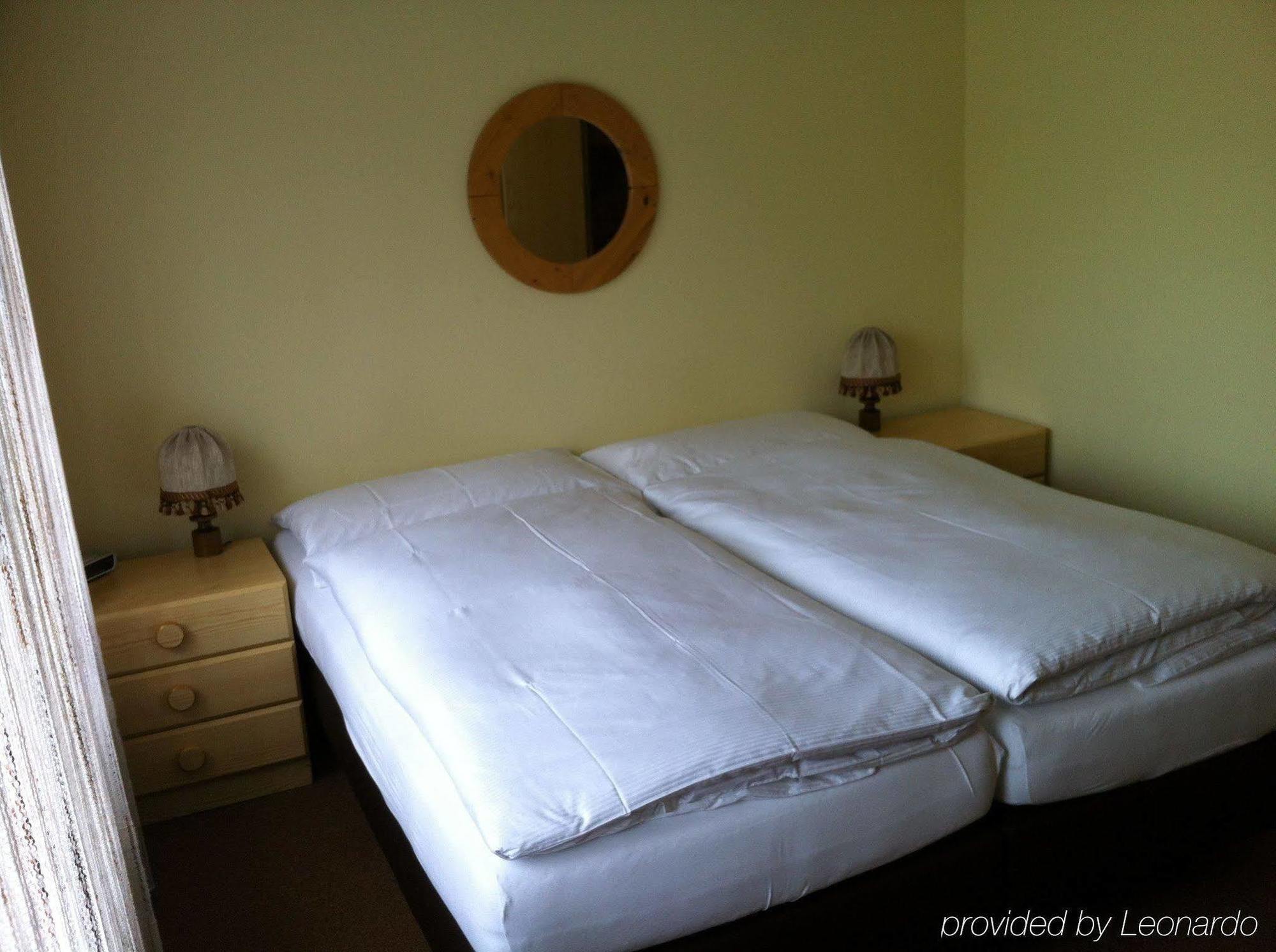 Premium Apartments @ Monte Rosa Tasch Room photo